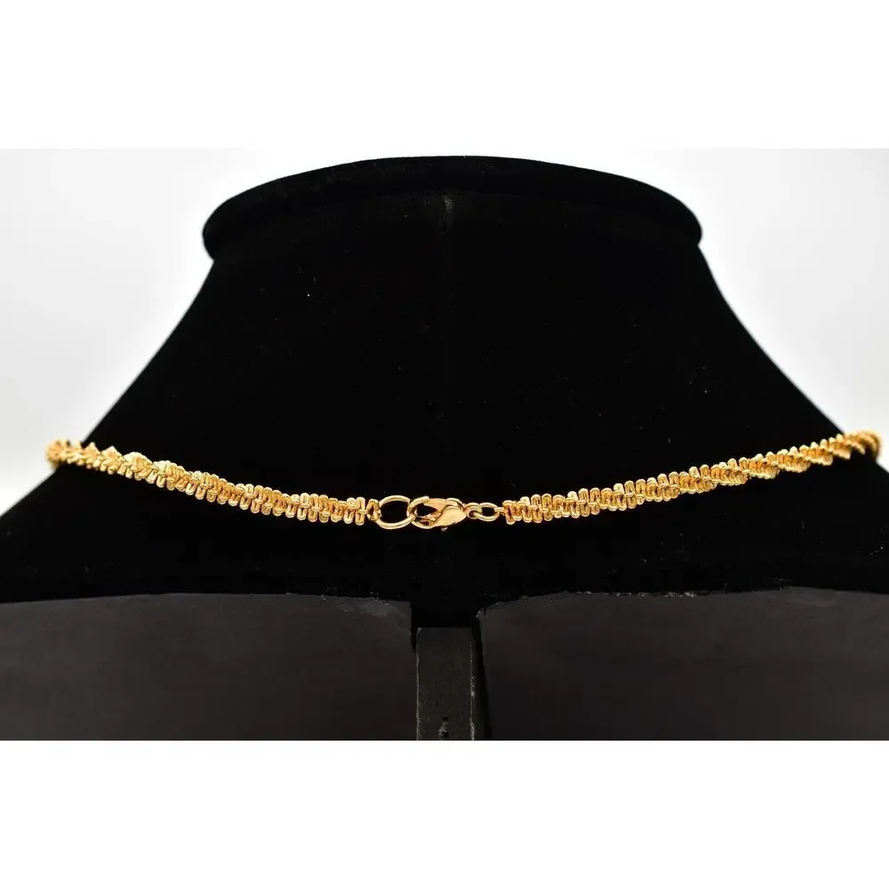 Vintage Twisted Chain Collar Necklace Yellow Gold Tone Metallic Shiny 80s BinA17